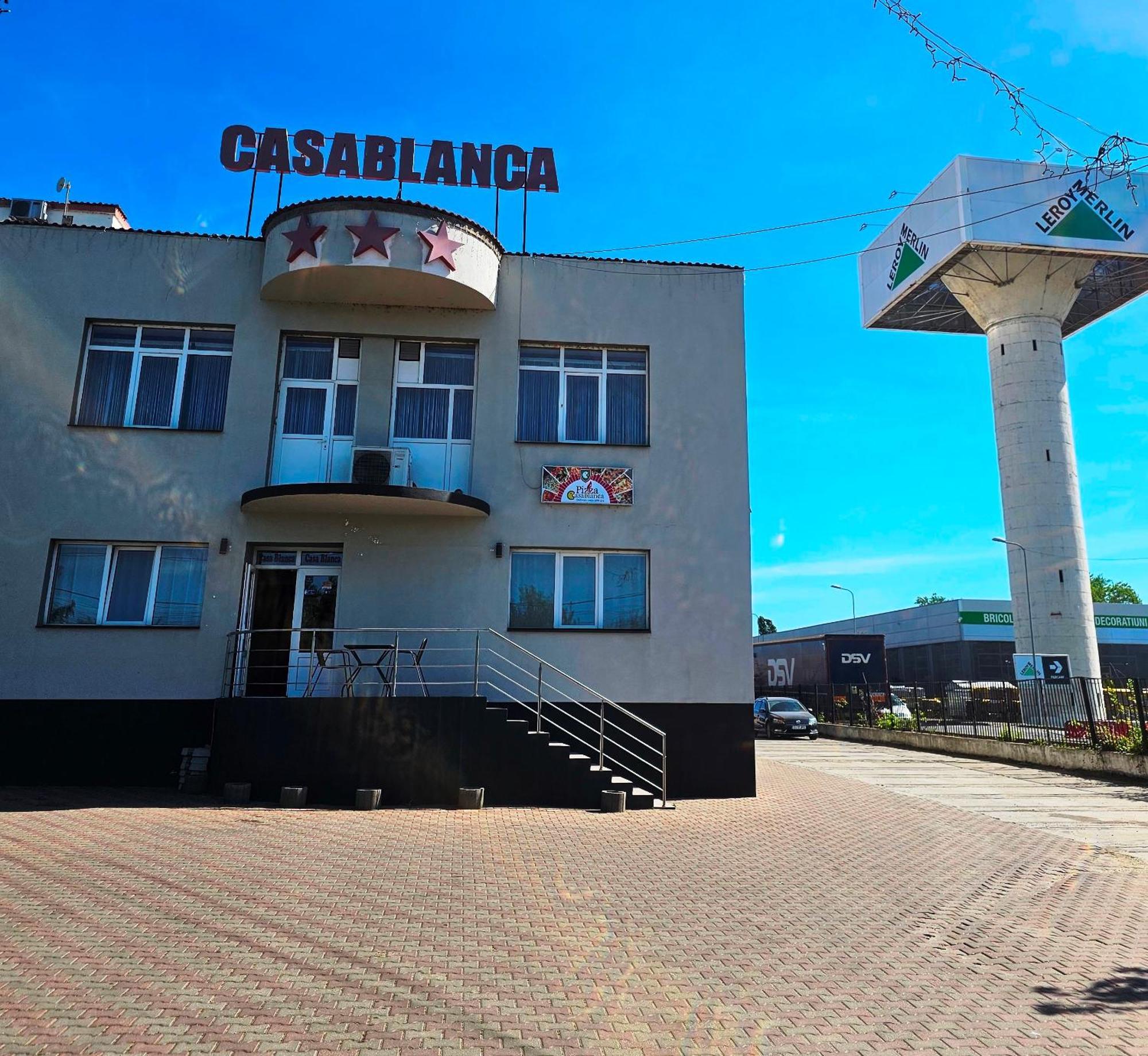 Casablanca Hostel Craiova Exterior photo