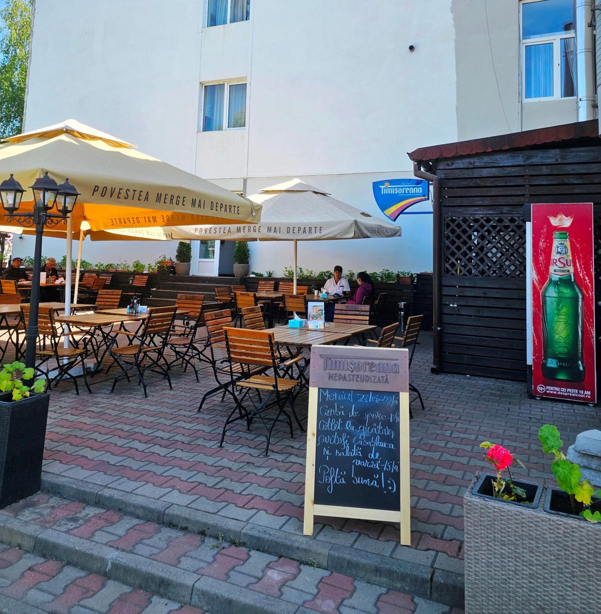 Casablanca Hostel Craiova Exterior photo